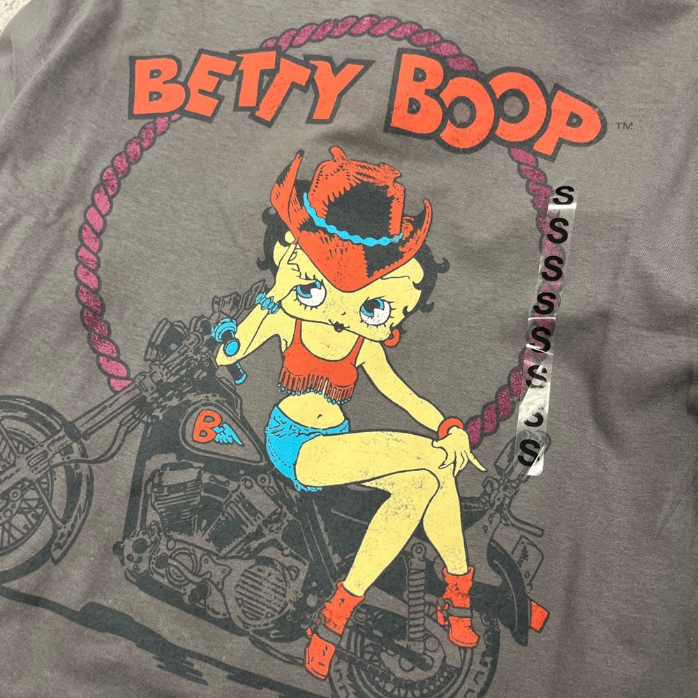 Cow girl Betty Boop shirt 👕